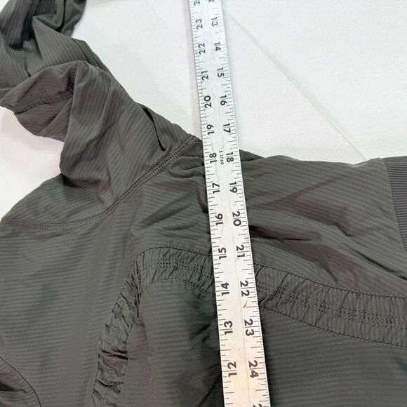 Lululemon Dance Studio Jacket Womens 10 Gray Full Zip Hooded Activewear - Picture 3 of 10